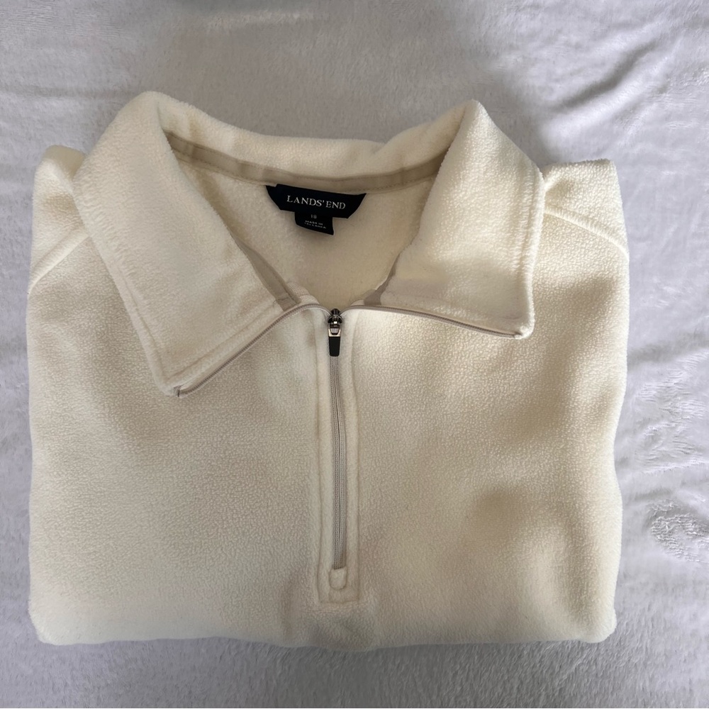 LANDS END Polortec Aircore 100 Women’s 1/4 zip pullover.  Size 18.  Off white.